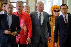 Tan sri dato' lim soon peng, founder of the malaysia entrepreneurs foundation. Najib Issued Cheque To 2 Parties Via Middleman Court Told