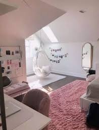 45 Cute And Girly Bedroom Decorating Tips For Girl 16 Bedroom Decorating Tips Girl Bedroom Designs Cool Dorm Rooms
