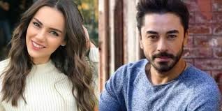 Kanal d'nin yapımcılığını ve proje tasarımını fatih enes ömeroğlu'nun yaptığı arc film imzalı yeni dizisi 'baht oyunu'ndan bir afiş daha yayınlandı. Yagmur Tanrisevsin Ve Gokhan Alkan In Kalp Yarasi Dizisine Bir Isim Daha Katildi