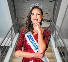 Miss france 2021 julie foricher est miss bretagne 2020 purepeople from static1.purepeople.com. Le Telegramme Bretagne Dix Ans Apres Laury Thilleman Julie Foricher Brigue La Couronne De Miss France Video