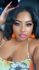 Angela Absher's Instagram, Twitter & Facebook