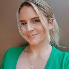 Looking for something to rent for $900 or less for a 1 bedroom! Would  prefer a private owner if possible. Please send anything my way 💜