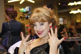 Adriana trandafir is a romanian film and theater actress.she was born on april 26, 1956 in bascov, romania. 26 Aprilie Aniversare Adriana Trandafir ActriÅ£a Implineste 58 De Ani