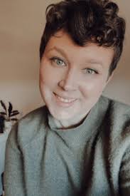 Meet the 12 x 12 2023 Scholarship Winners!