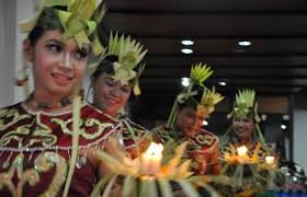 Namun, tahukah kamu jika tari ini berasal dari sumatera barat khususnya daerah minangkabau. Tari Tanggai Berasal Dari Daerah Masnurul