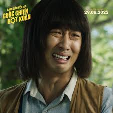 Đừng so sánh 'Làm giàu với ma' với 'Mưa đỏ'