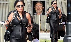 Orianne cevey is a swiss jewelry designer, best known for her high profile marriage with famous english musician and actor, phil collins. Phil Collins Disabled Third Wife Orianne Cevey Steps Out In Miami Phil Collins Phil Wife