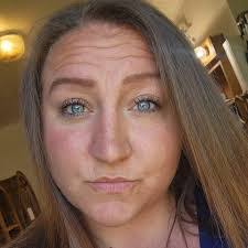 Alysha Moore's Instagram, Twitter & Facebook