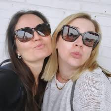 A or B? [Swipe] 😁 . . It was so much fun to catch up with my good friend  @melissajoanhart today! And yes, she and I were both child actors