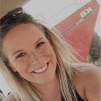 Allison Noll's Instagram, Twitter & Facebook