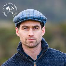 Ladies Heritage Chunky Cable Knit Hat & Scarf Set Beige