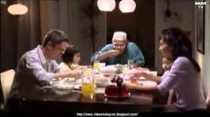 Sebuah iklan hari raya aidil fitri 2017 yang sungguh sedih dan menyentuh kalbu daripada pelaburan mara berhad bertajuk. Iklan Raya Petronas 2006 Aku Ingin Pulang Youtube