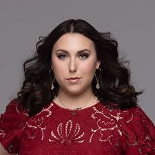 Andrea Montez's Instagram, Twitter & Facebook