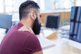 Let's take a look at how long a pinched nerve and its related pain typically lasts. Pinched Nerve In Shoulder Symptoms And Treatment
