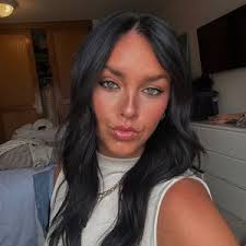 Mia Meyer (@miameyerr7)