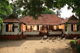 Fare House B 01 Gif 640 426 Farmhouse Style House Kerala Traditional House Kerala House Design