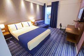 See 206 traveler reviews, 94 candid photos, and great deals for holiday inn express cincinnati west, ranked #24 of 49 hotels in cincinnati and rated 4 of 5 at tripadvisor. Holiday Inn Rome East Italien Rom Booking Com