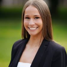 I am excited to share that I will be joining SAP this Summer as an iXp  Field Business Support Intern at their Bellevue, WA office.