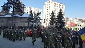 Parerea mea este ca englezul cu instictorul a fost cel mai eficient in @radu: Video DezamÄgire TotalÄ La Parada MilitarÄ Din PiteÈti Epitesti
