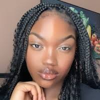 80+ perfiles de «Nyla»