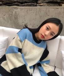 +1,009 face masks come in so much variety these days, she should've bought a smaller size. Thread By Fearmozu Korean Actors Actresses Whose Instagram Game Is On Point A Much Needed