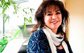 Maybe you would like to learn more about one of these? Iris Abravanel Esposa De Silvio Santos Esclarece Que Nao E Fura Fila Da Covid 19 O Fuxico