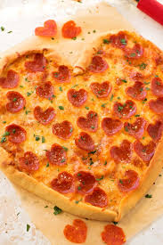 Heart Shaped Pizza Tutorial Perfect For Valentine S Day Lil Luna Recipe Heart Shaped Pizza Homemade Pizza Recipes