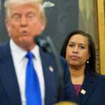 Willie Nelson On Cowboys, 'Crazy' and CBD-Infused Coffee