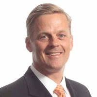 Episode 107: From Sales Trainer to #1 Manufacturing Salesperson at Epicor