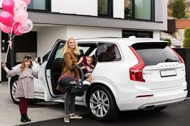 (california vehicle code section 27363.) When To Change Car Seats For Children A Full Overview
