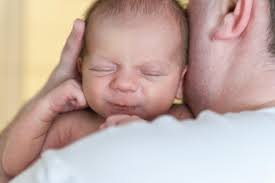 Como Ayudar A Tu Bebe A Expulsar Los Gases