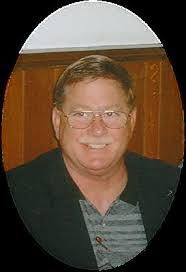 Roberta Hutchinson's Instagram, Twitter & Facebook