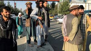 Taliban'ın afganistan'ın başkenti kabil'e girmesi ve cumhurbaşkanı eşref gani'nin ülkeden. Nype4tyotwhzkm