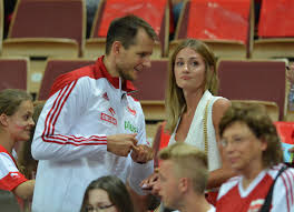Bartosz kamil kurek (born 29 august 1988) is a polish volleyball player, member of bartosz kurek in 2009. Bartosz Kurek Ma Kolejne Powody Do Radosci Anna Grejman Przyjela Jego Oswiadczyny Sportowy24 Pl