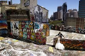 This is hibernian house by kylebrench villarama on vimeo, the home for high quality videos and the people who love them. Pin En Graffiti Weddings