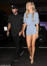 Pin By Ellana Dow On Style New Girlfriend Blonde Icons Spring Looks