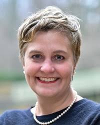 Sharon Roseberry's Instagram, Twitter & Facebook