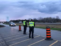 This border dates back to the year 1927. Kate Mckenna On Twitter Good Morning From The Quebec Ontario Border A Checkpoint Has Been Set Up And Ontario Police Are Enforcing New Interprovincial Travel Restrictions Police Here Tell Me Everyone Passing Into