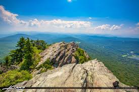 The calloway peak via profile trail begins at the profile trail parking area at 4198 nc hwy 105 n and ends at the grandfather trail at calloway gap. Grandfather Mountain State Park Banner Elk North Carolina At Pea Royal Stock Photo