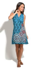 Favorite fashion depuis les années soixante, la robe courte vous garantit un style inimitable en n'importe quelle occasion. Robe Courte Bleu Turquoise A Dentelles Mode Ethnique