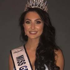 Kobi Cole's Instagram, Twitter & Facebook