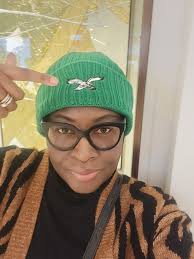 Let's go Commanders!! You know I've got the wings before the game!! Let's  go!! At Barking Dog Bethesda. Here we go.