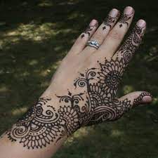 It's perfect for the teenager that wants the latest tattoo but doesn't want to permanently alter their body. Top Henna Tattoo Artists For Hire In Branson Mo 100 Guaranteed Gigsalad