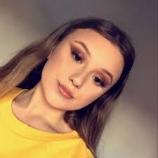 Shanay Jones's Instagram, Twitter & Facebook