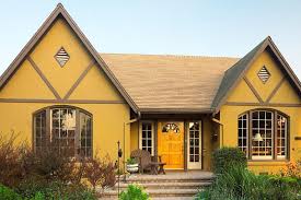 Cat eksterior rumah yang tahan lama keindahannya memang harapan banyak orang. 10 Warna Cat Dinding Luar Rumah Yang Cerah Terfavorit