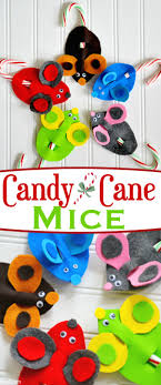 This little mouse portrait will add a touch of whimsical charm to your christmas decor. Candy Cane Mice Christmas Craft