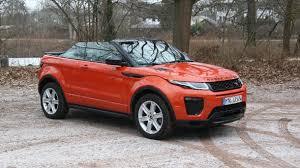 Inside the cabrio, you'll find classy chrome accents and an instrument panel that illuminates with indigo blue and red lighting. Range Rover Evoque Cabrio 2 0 Td4 Hse Dynamic Das Frischluft Suv