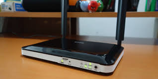Beberapa merek terkenal, seperti asus, lg, acer, dan benq, memiliki monitor dengan refresh rate dan response speed yang baik.lalu, berapa ukuran monitor yang ideal dan apa bedanya dengan monitor biasa? Review D Link Dwr 921 Router Unik Yang Bisa Pakai Kartu Sim Gadgetren