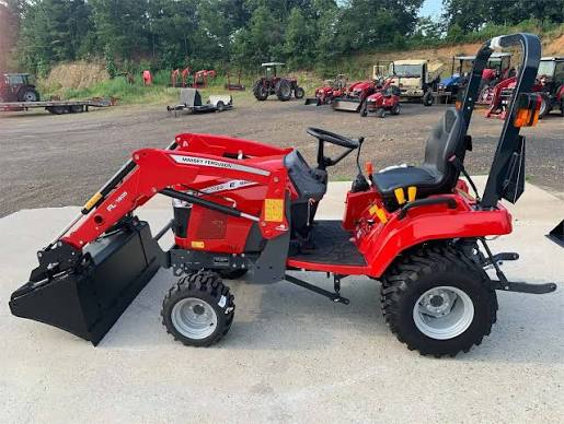 Massey Ferguson GC1723E Tractor