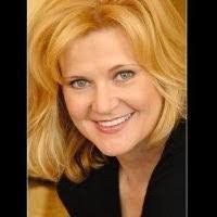 Lori Moran's Instagram, Twitter & Facebook